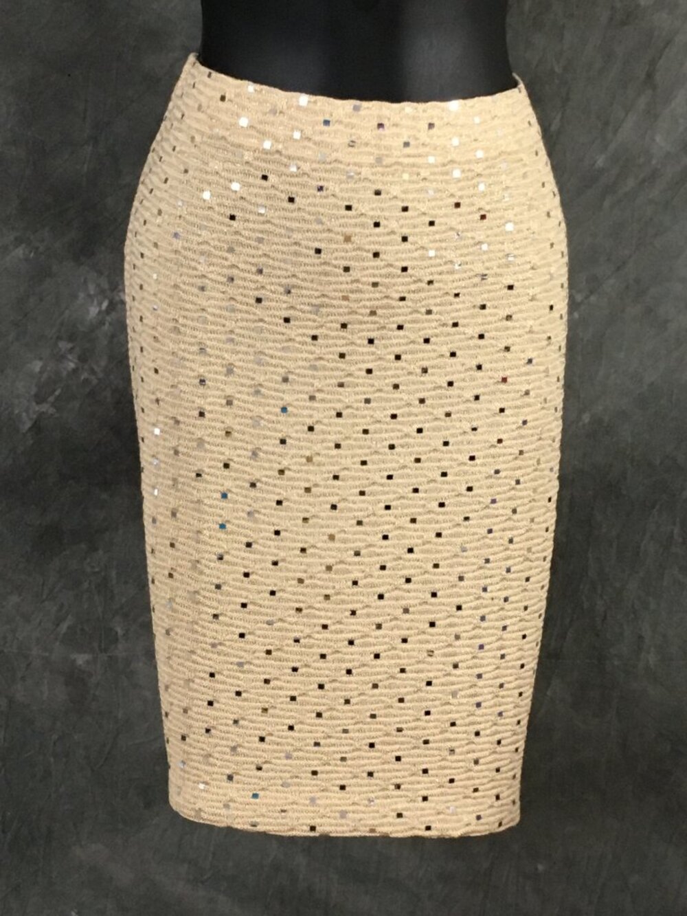 BEAUTIFUL St John evening knit gold shimmer rhinestones embellished skirt suit 8 - Picture 9 of 10